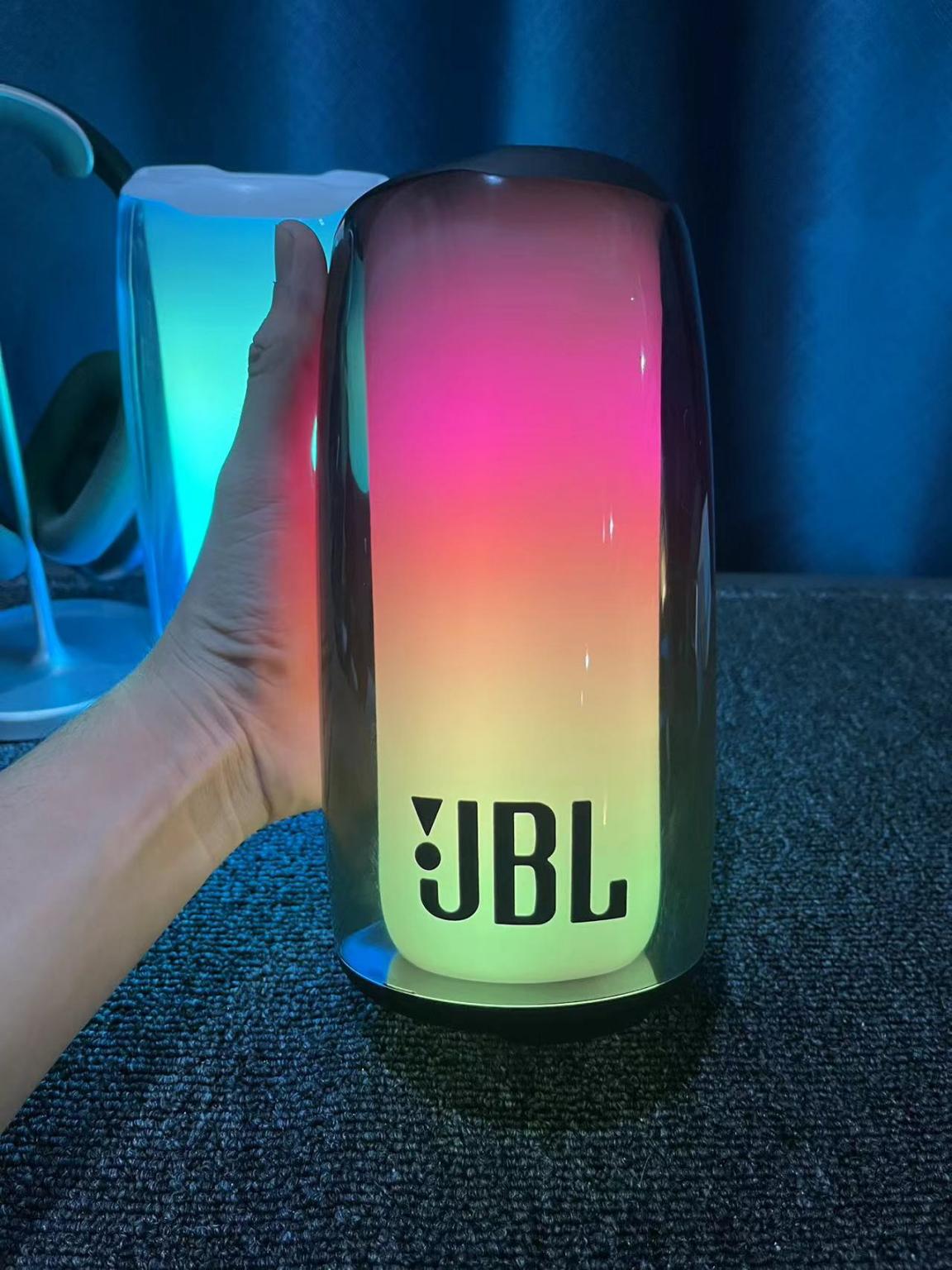【华强北】JBL音响脉动7-顶配版 (带AI语音助手)